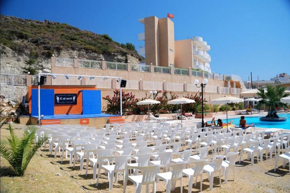 Diagoras Club Aparthotel Faliraki Buitenkant foto