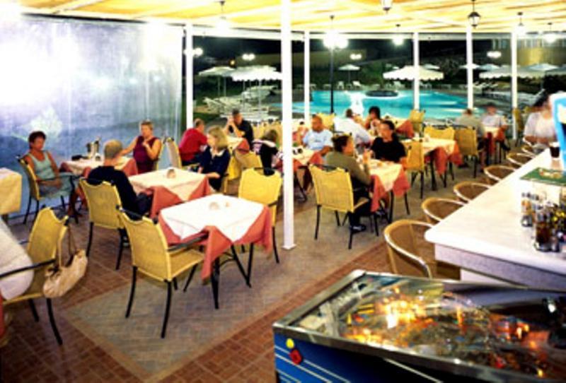 Diagoras Club Aparthotel Faliraki Buitenkant foto